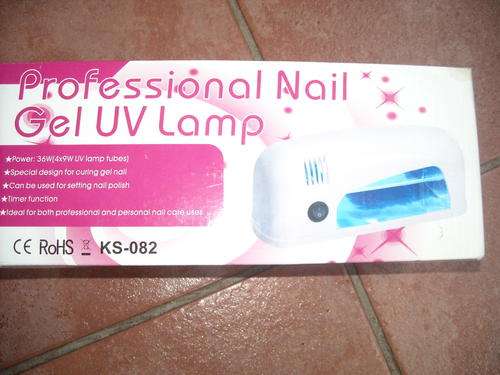 UV gel lamp- used to cure Gel, never been used R250