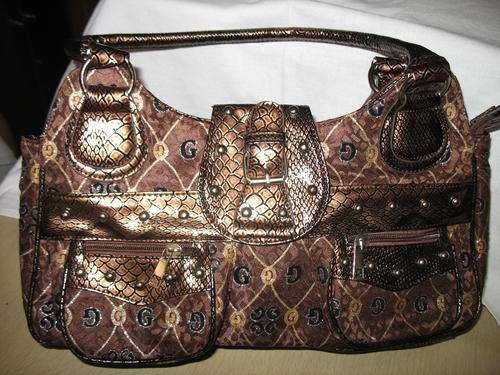 !!! Ladies G Handbag !!!