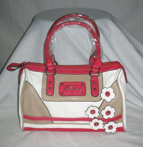Brand New GUESS Handbag ( Crazy R1 Start )