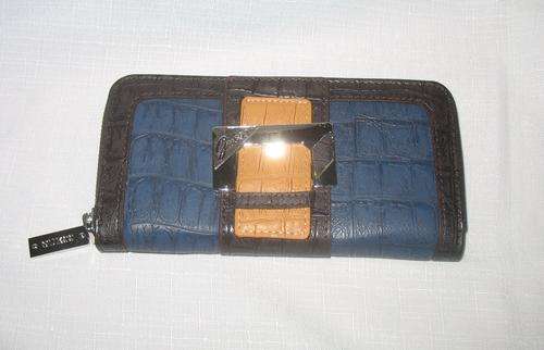 Brand New GUESS Wallet ( Crazy R1 Start )
