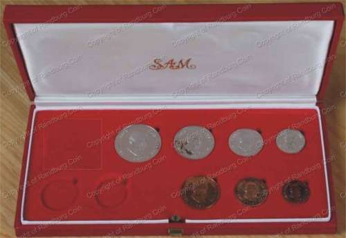 *#* 1982 Long Proof Set NO GOLD and NO R1 in SA Mint box Mintage 7100!!! *#*