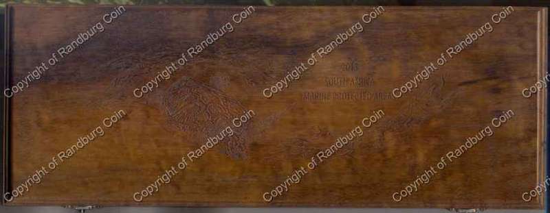 2013_Silver_Prestige_Marine_Protected_set_Box_ob.jpg