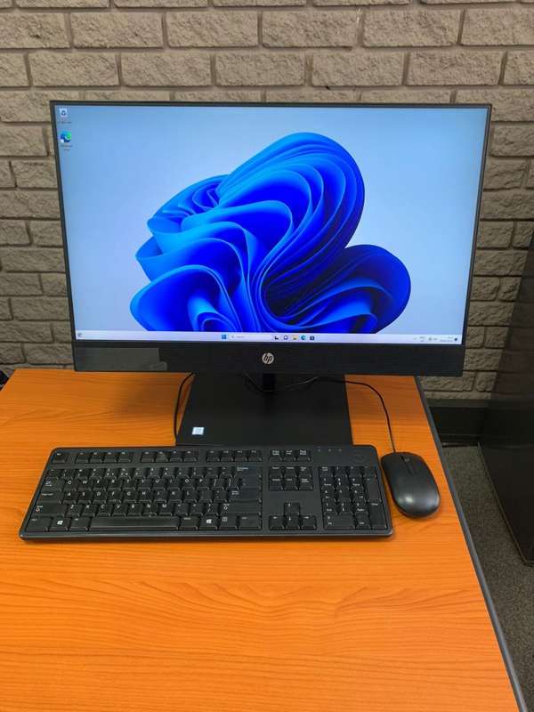 **BARGAIN** HP ProOne 440 G5 ALL IN 1 PC 9th GEN HEX CORE i5, 16GB RAM, 512SSD-GRAB IT@R7999!