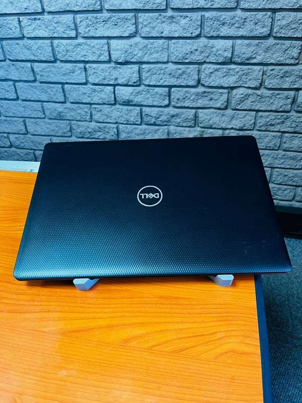 Dell Inspiron 3593 Core i5 10th Gen