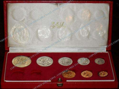 CRAZY R1 START!!! 1980 S.A. Long Proof Set 'NO GOLD' * Catalogue value for short proof set is R400 *