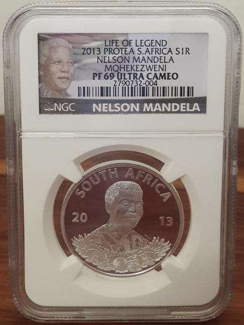 CRAZY R1 START!!! 2013 Protea Silver R1 - Mandela 'Life of a Legend' Graded PF69UC *Colour Label*
