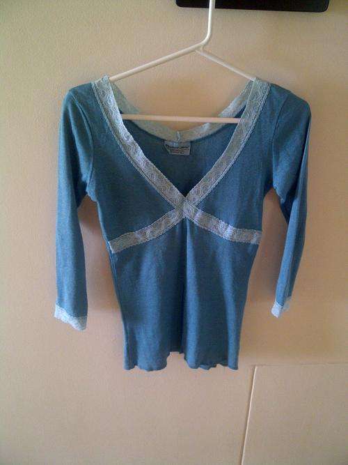 Michael Stars blue top - size 34