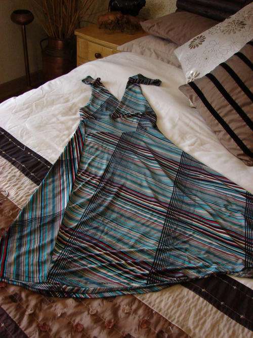 Stripey halterneck blue and red dress - viscose - Size 32
