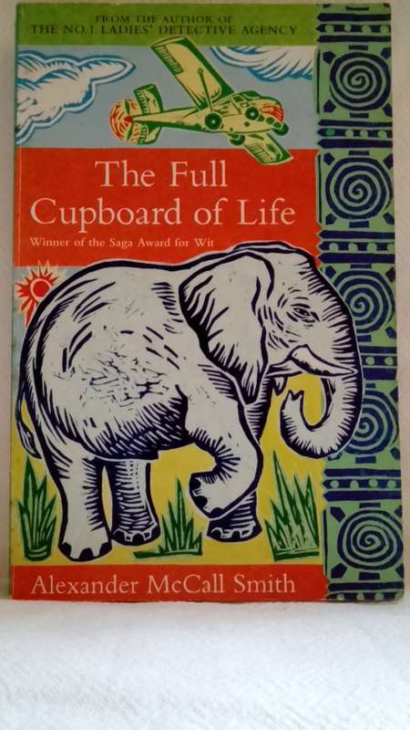 The Full Cupboard of Life - Alexander McCall Smith