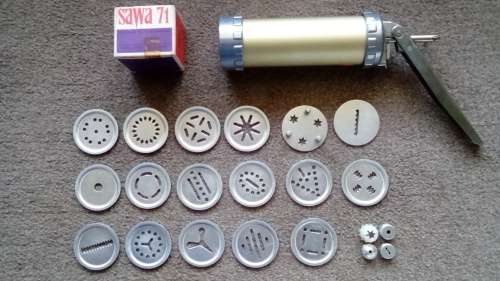 Sawa 71 Cookie Press 18 different designs made in Sweden