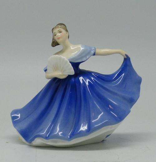Royal Doulton mini Pretty Ladies "Elaine" Figure HN 3214