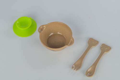 Rice Husk Kid`s Suction Bowl Set (4 Piece)