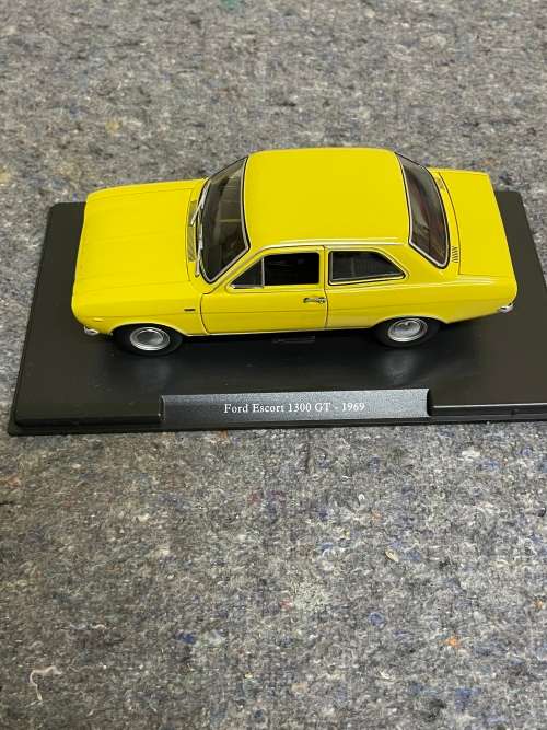 Tin toy