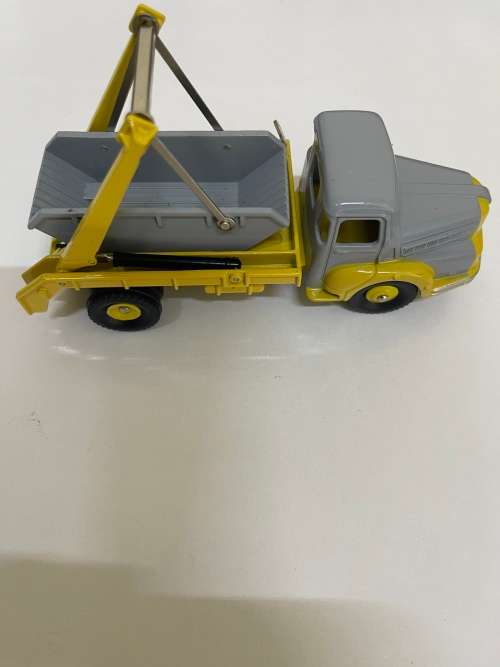 Dinky toys