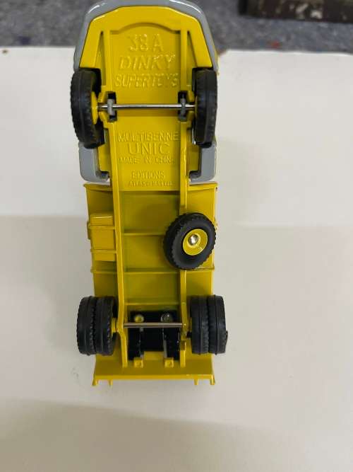 Dinky toys