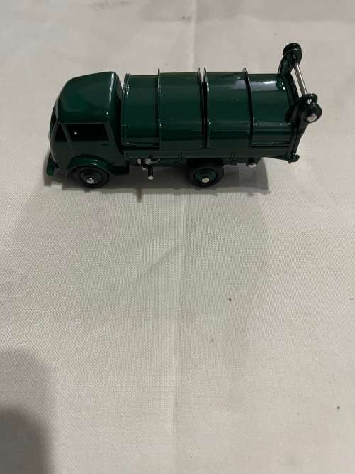 Dinky toys