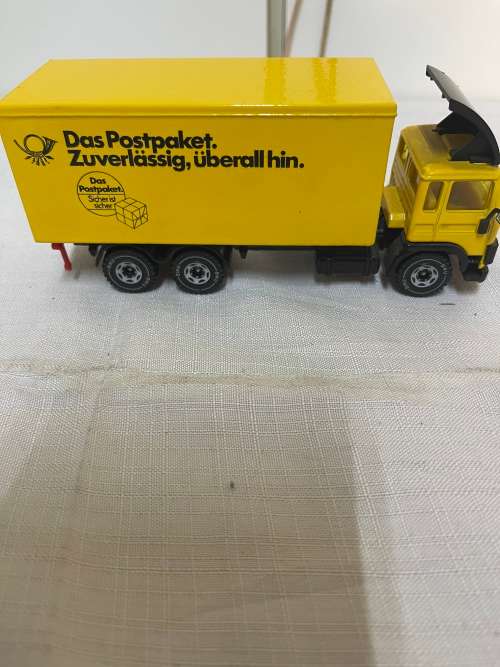 Dinky toys