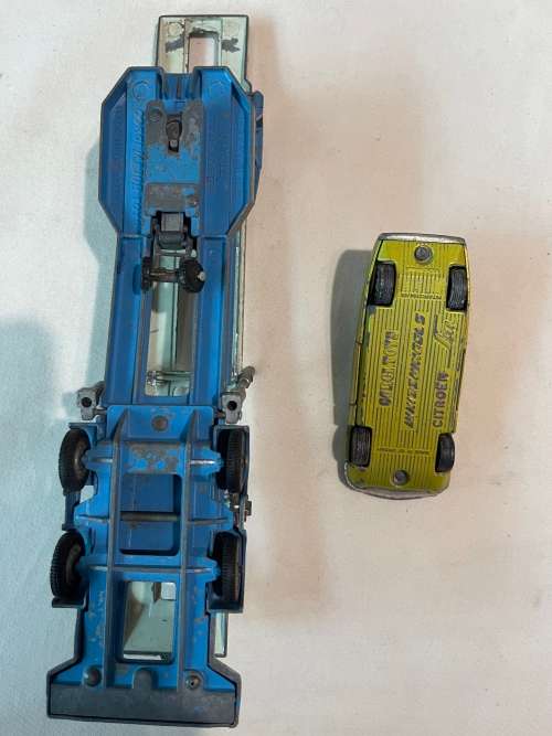 CORGI TOYS