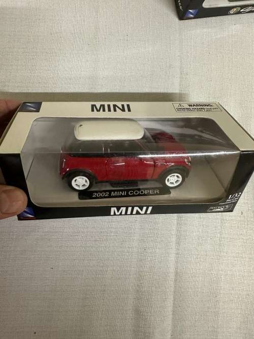 NEW RAY TOYS