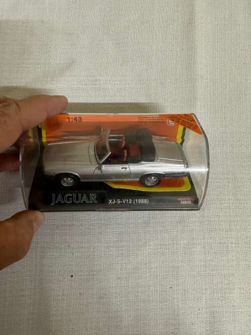 NEW RAY TOYS