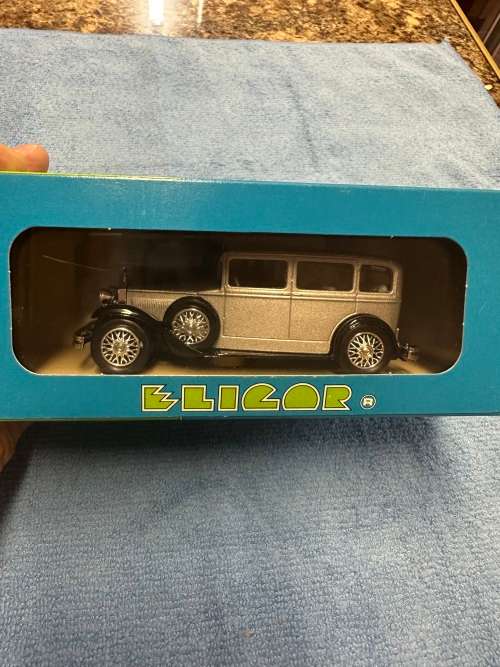 ELIGOR