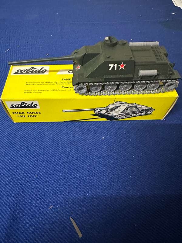 DINKY TOYS