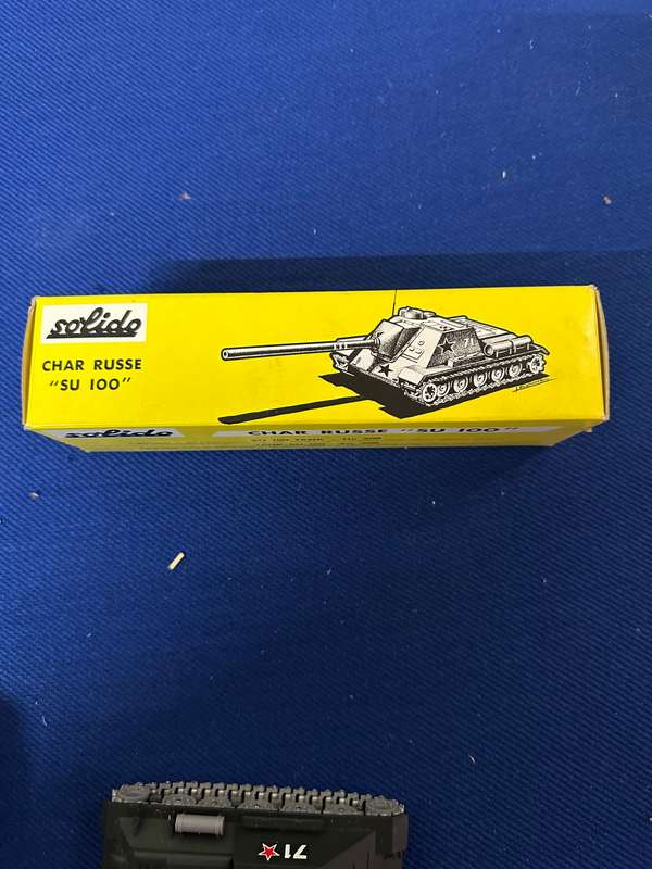 DINKY TOYS