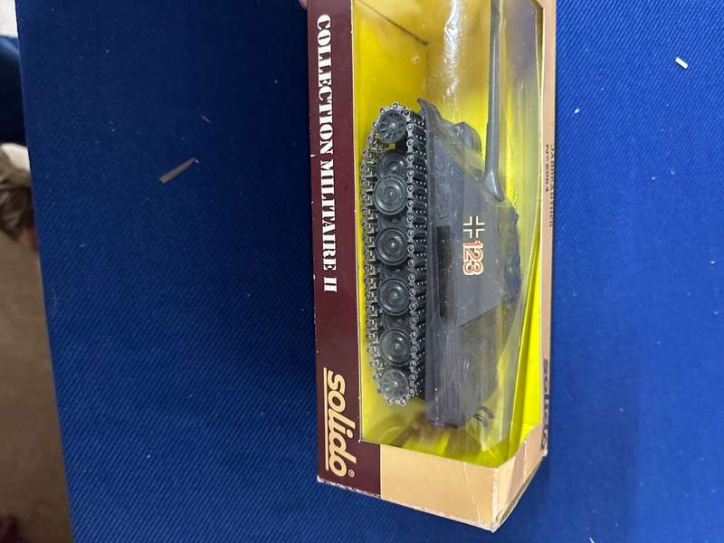 DINKY TOYS
