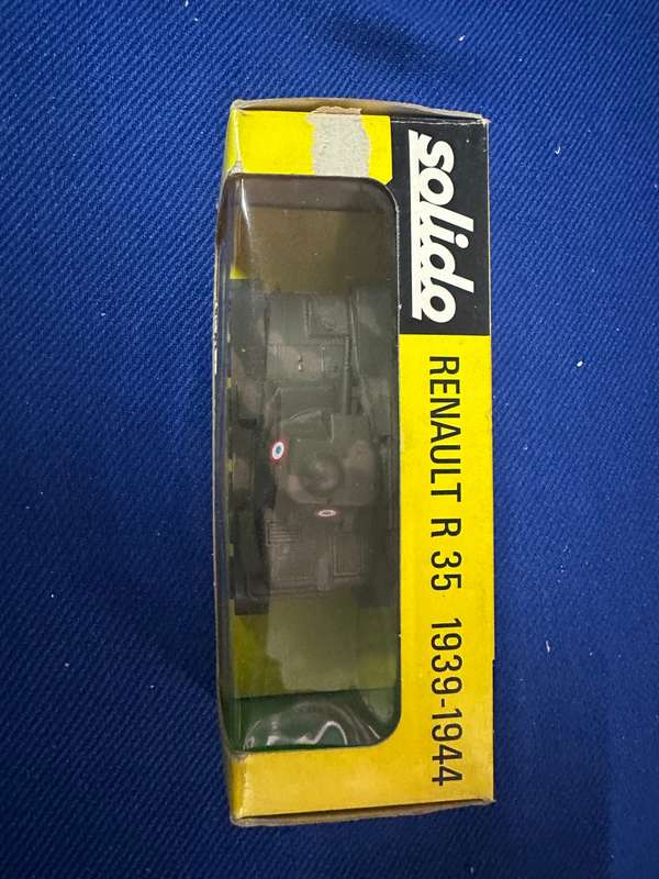 DINKY TOYS