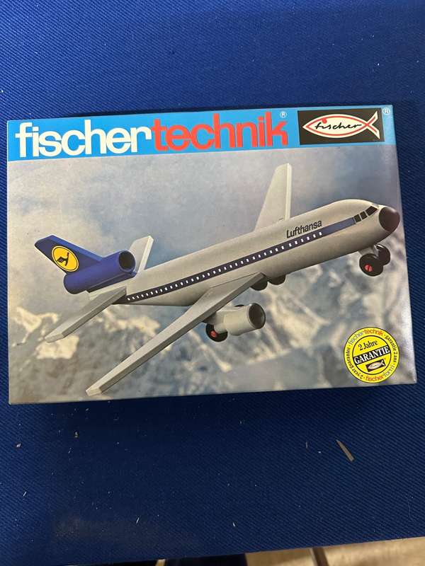 DINKY TOYS