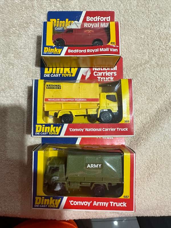 DINKY TOYS
