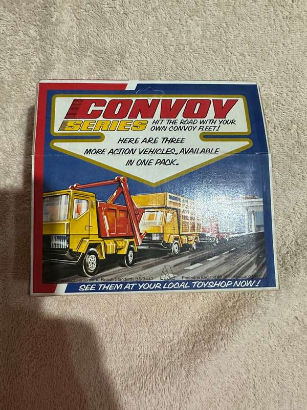DINKY TOYS