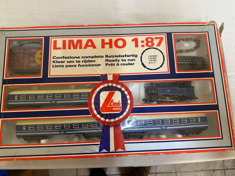 MODEL TRAIN
