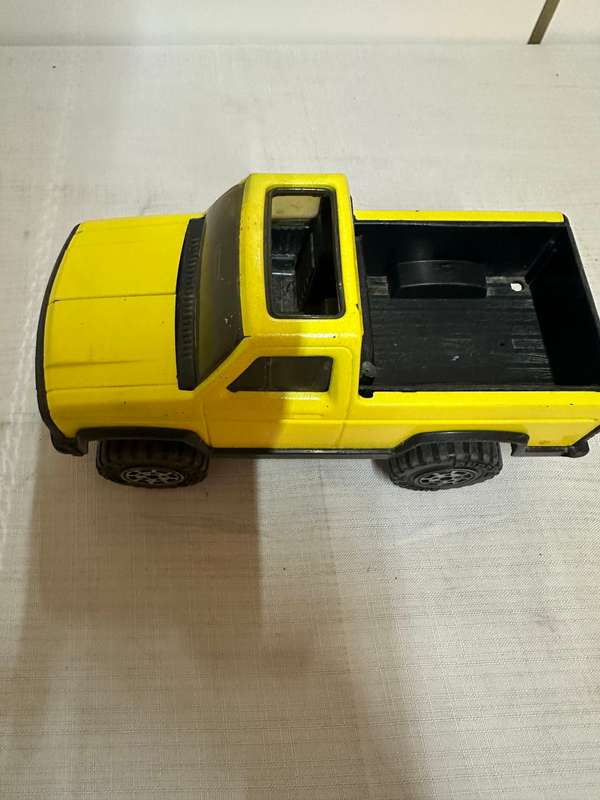 TIN TOY
