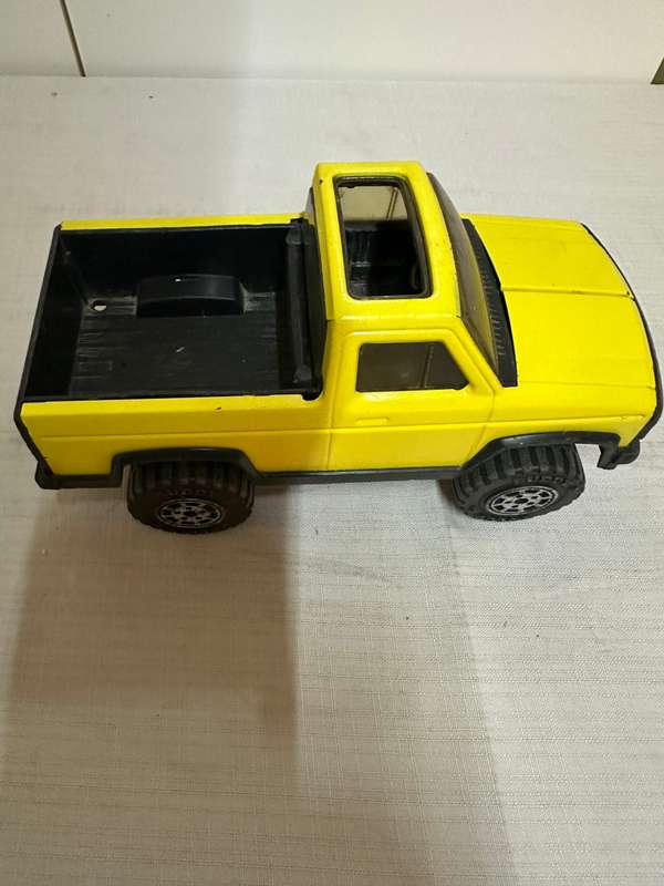 TIN TOY