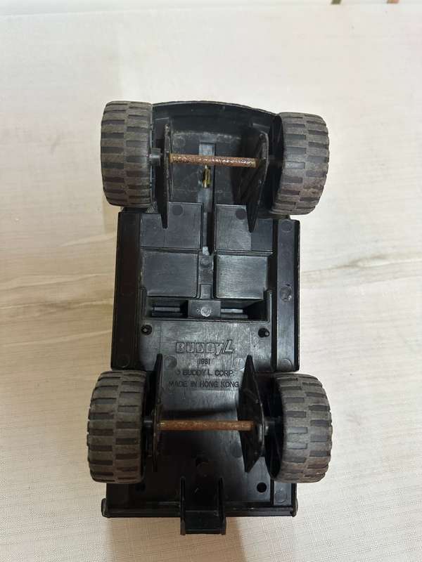 TIN TOY