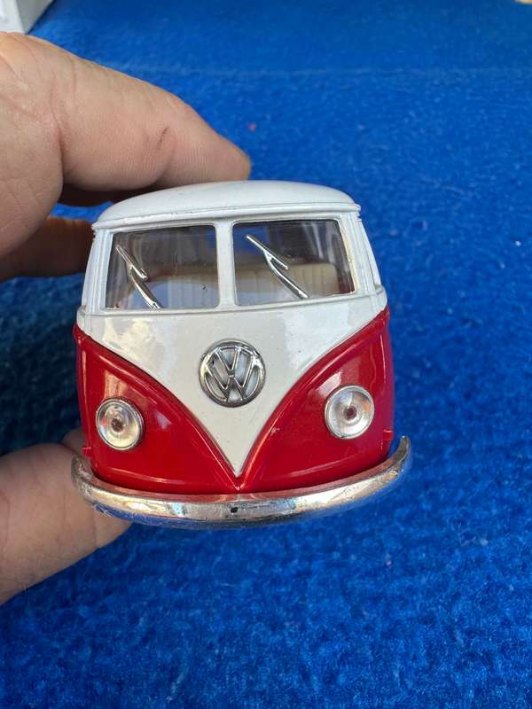 VOLKSWAGEN KOMBI