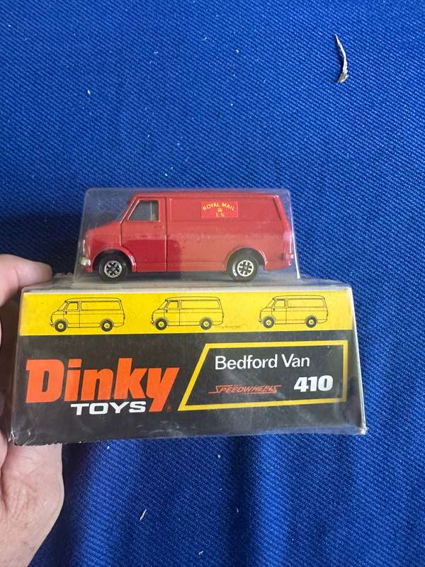 DINKY TOYS