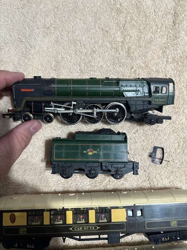 MODEL TRAIN