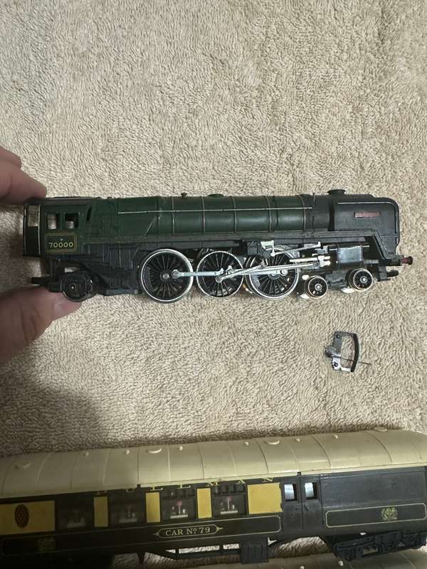MODEL TRAIN