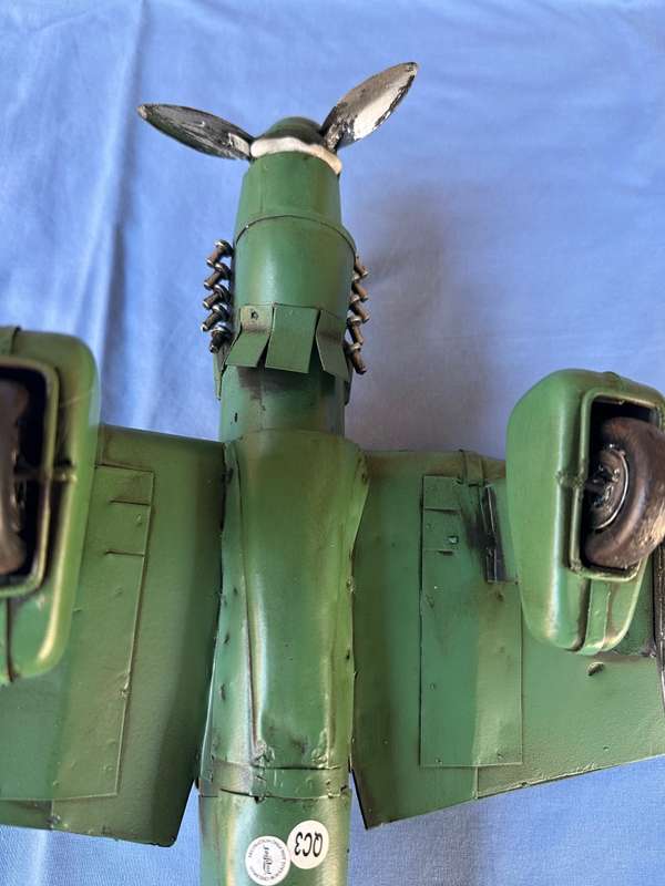 TIN TOYS
