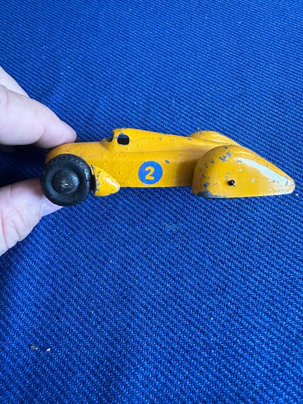 DINKY TOYS