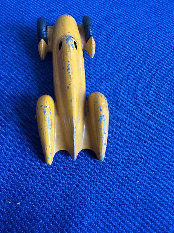 DINKY TOYS