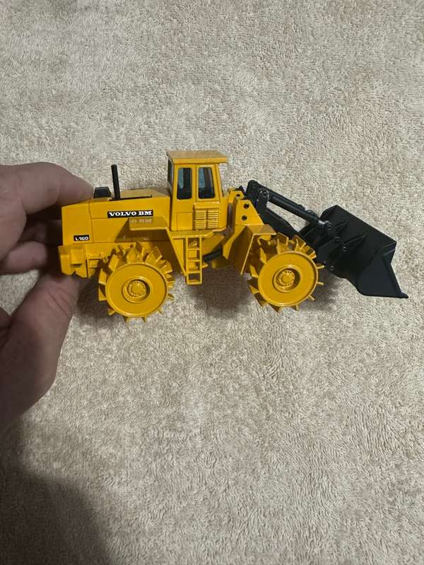 VOLVO COMPACTOR