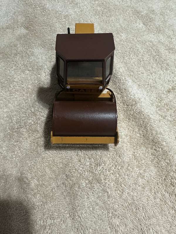 DIECAST CASE COMPACTOR ROLLER