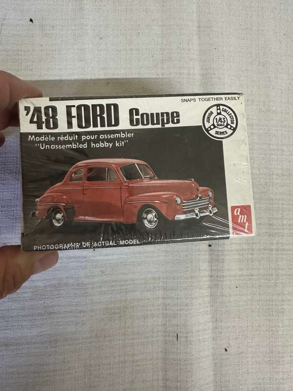 MODEL KITS