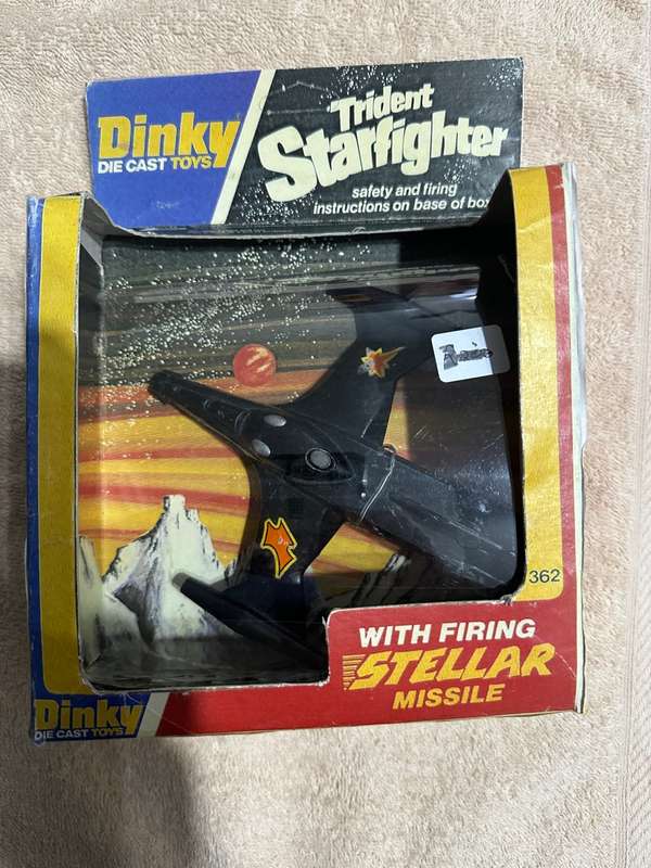 DINKY TOYS