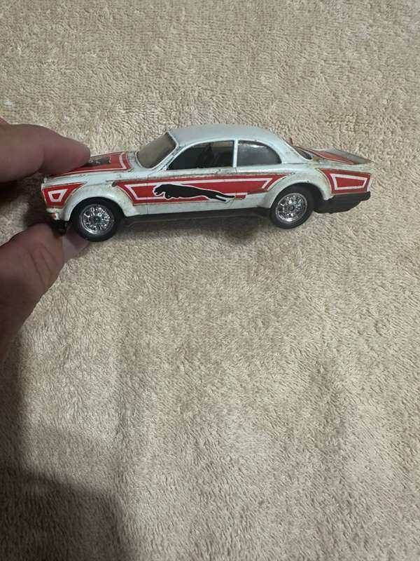 DINKY TOYS