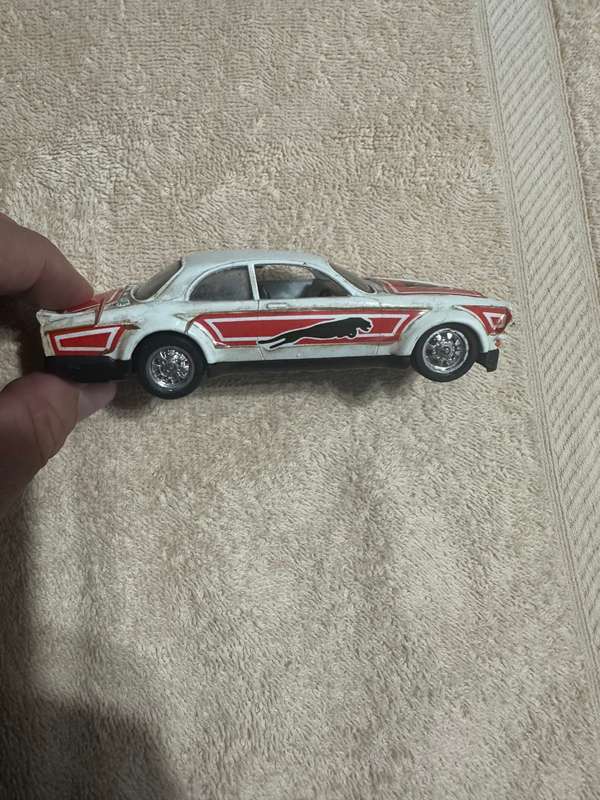 DINKY TOYS