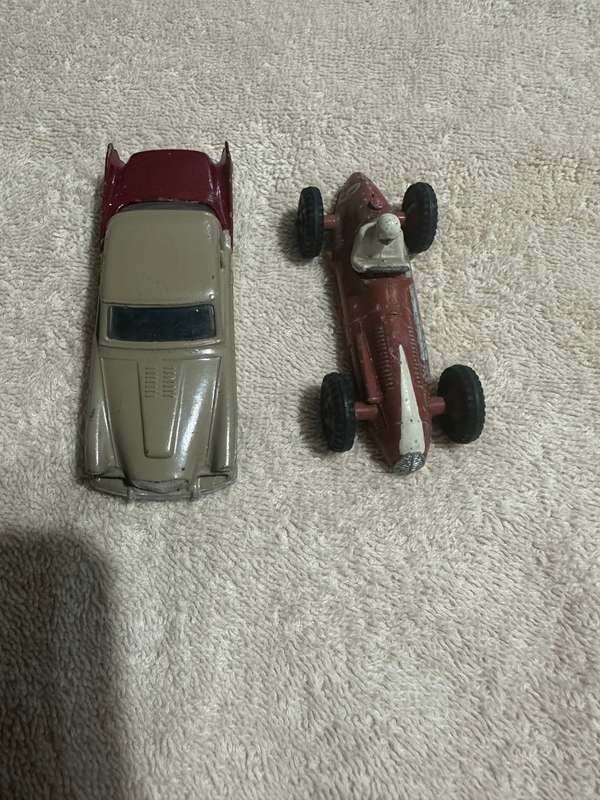 DINKY TOYS